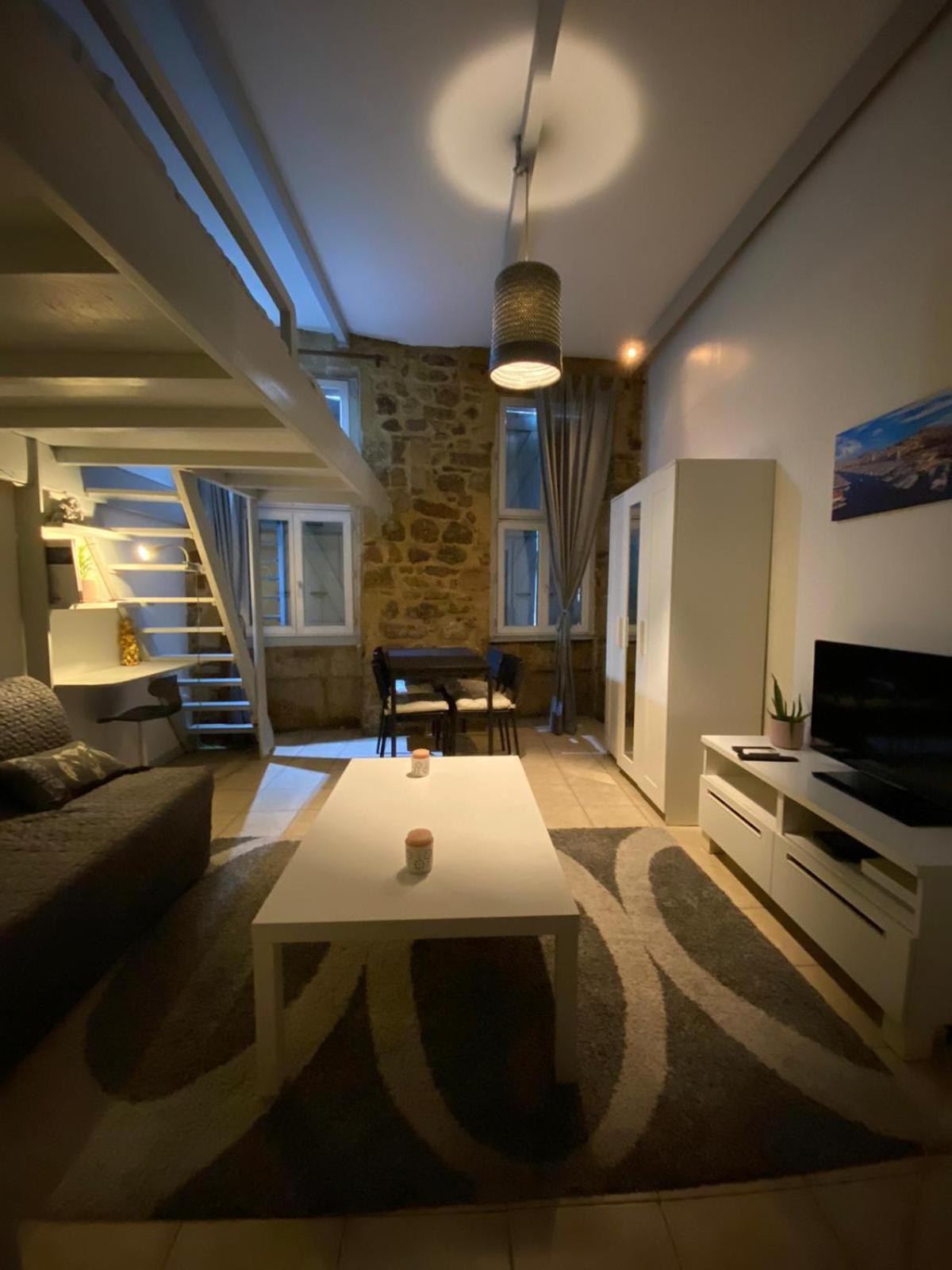Centre Ville Avec Climatisation Et Balcon マルセイユ エクステリア 写真